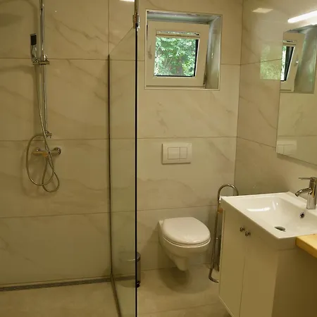 Honey House Zgornje Gorje