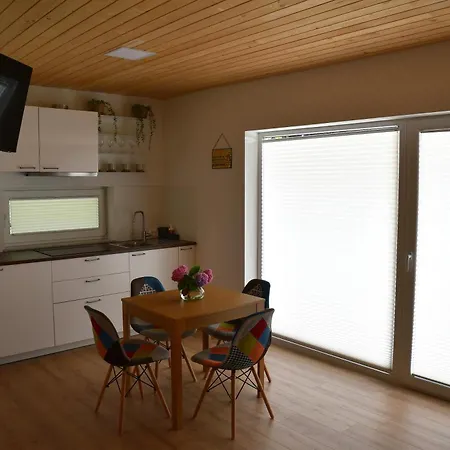 Honey House * Zgornje Gorje