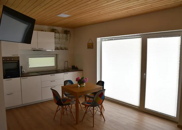 Honey House * Zgornje Gorje