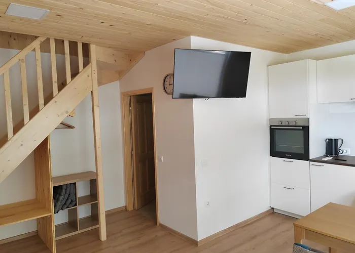 Honey House * Zgornje Gorje